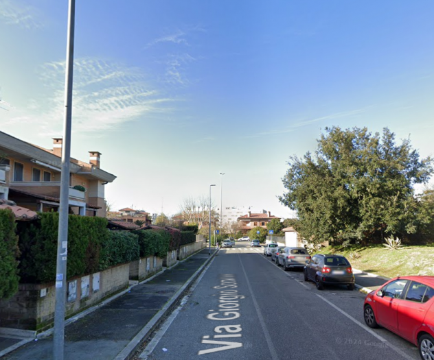 Foto EUR SERAFICO MONOLOCALE CON POSTO AUTO