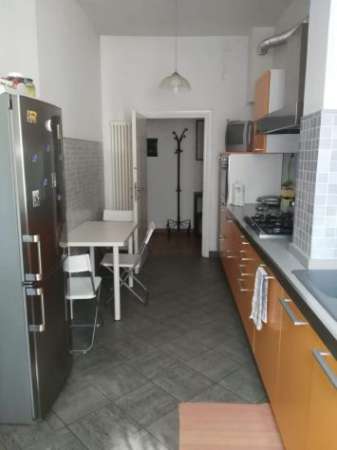 Foto Euro 395,00 tutto incluso: bellissima camera per studentesse/lavoratrici