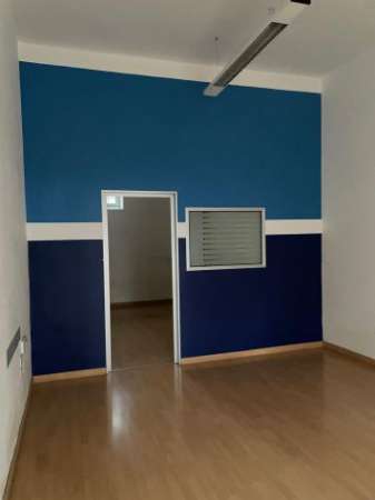 Foto fittasi Locale commerciale