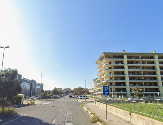 Foto FIUMICINO PARCO LEONARDO TRILOCALE CON BALCONE E P. AUTO