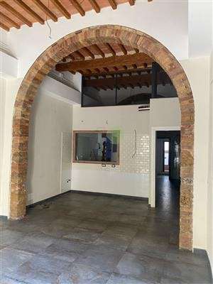 Foto Fondo  - C/1 a Salviano, Livorno