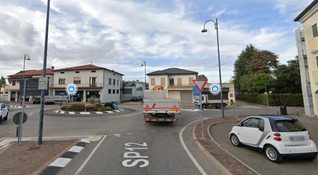 Foto FOSSO - SPLENDIDO TRILOCALE DI 80 MQ