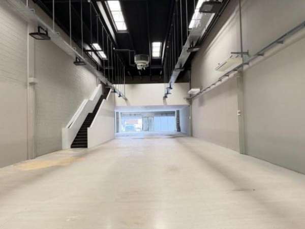 Foto Funo Centergross - Affittasi capannone