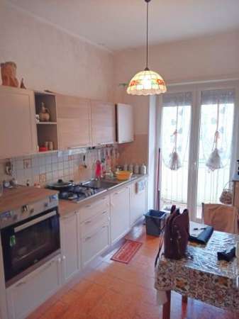 Foto Fuorigrotta - Monolocale 40 Mq  - Uso abitativo/ Transitorio e/o Studenti