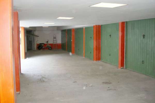 Foto Garage - Box in Affitto Madonna del Pilone