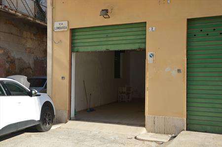 Foto Garage / Posto auto in Affitto, 1 Locale, 43 mq (AVOLA CENTRO)