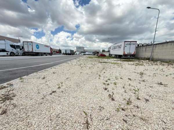 Foto Garage / Posto Auto in affitto a Marcianise