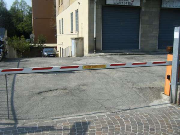 Foto garage a Bologna