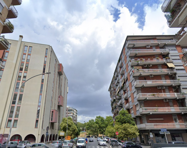Foto GARBATELLA BILOCALE CON BALCONE E POSTO AUTO