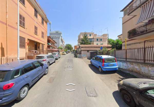 Foto GEMELLI MONOLOCALE CON POSTO AUTO E GIARDINO PRIVATO