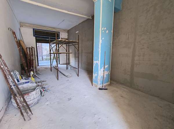 Foto GIFFONI V.P. CENTRO Corso Garibaldi Locale Commerciale mq 35 Ristrutturato