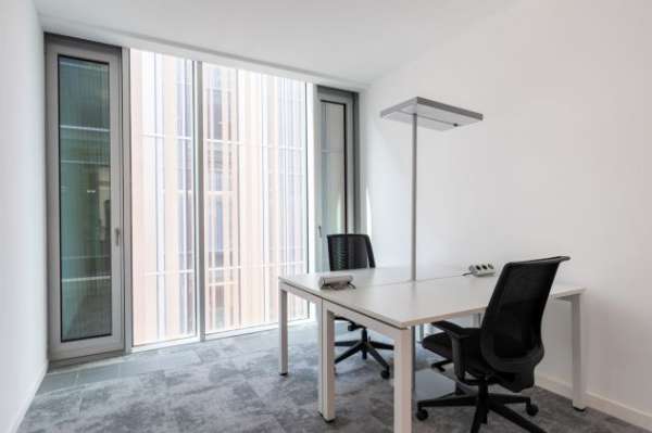 Foto Goditi uffici privati professionali in affitto all-inclusive per 1 persone a Palermo