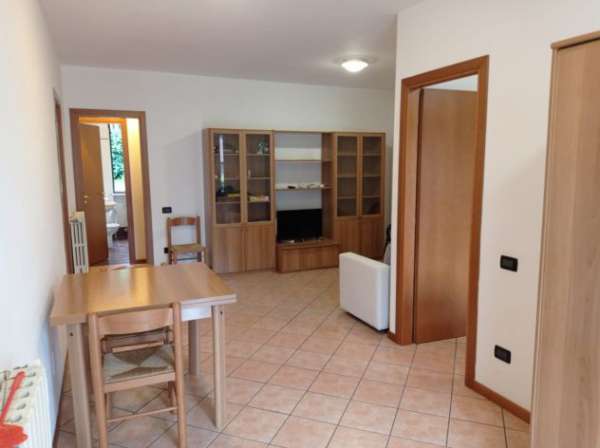 Foto GRAZIOSO APPARTAMENTO AL PIANO TERRA IN PALAZZINA ESCLUSIVA A BADIA CALAVENA