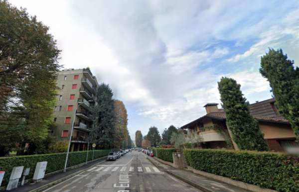 Foto Grazioso bilocale con POSTO AUTO - Vedano MB