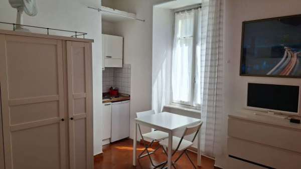 Foto Grazioso monolocale arredato pressi Piazza Rivoli