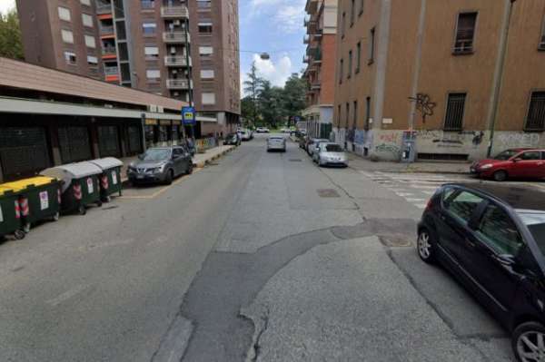 Foto GRAZIOSO MONOLOCALE ARREDATO VIA FREJUS