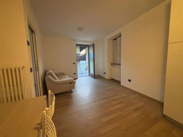 Foto GRAZIOSO TRILOCALE AD ARCO - FRAZ. MASSONE