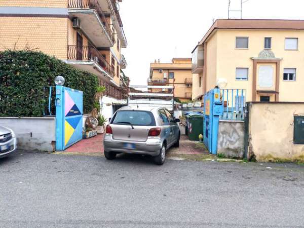Foto GROTTE CELONI | LOCALE C/1 | METRO C