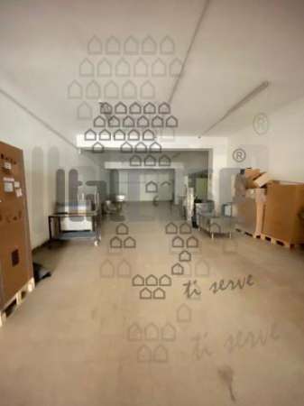 Foto IMMOBILE COMMERCIALE di 1 vani e di 300 mq (MESSINA) rif. LS 16782
