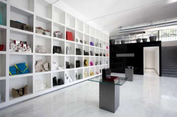 Foto Immobile di 1050 m con pi� di 5 locali in affitto a Collebeato