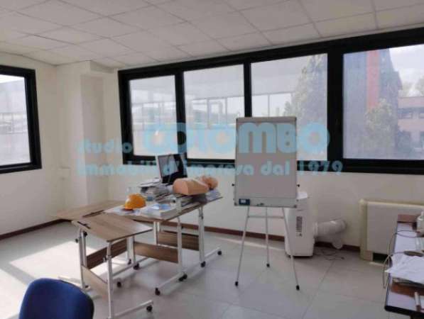 Foto Immobile di 125 m con 2 locali in affitto a Brescia