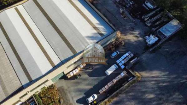 Foto Immobile di 1400 m con 2 locali in affitto a Castelnuovo Scrivia