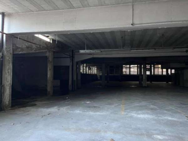 Foto Immobile di 3300 m in affitto a Brescia