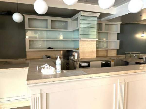 Foto Immobile di 400 m con 2 locali in affitto a Brescia