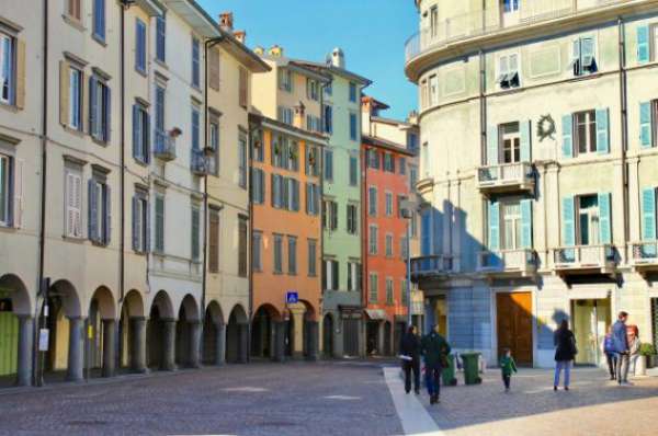 Foto Immobile di 50 m in affitto a Bergamo
