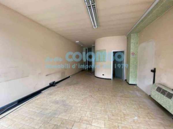 Foto Immobile di 500 m con pi di 5 locali in affitto a Villa Carcina