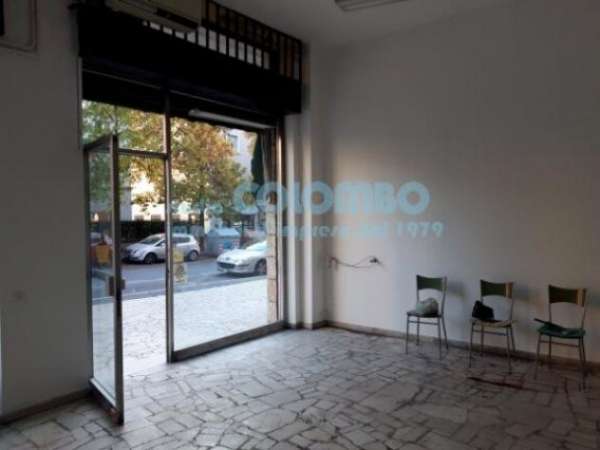 Foto Immobile di 55 m in affitto a Brescia