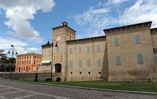 Foto Immobile di 65 m con 1 locale in affitto a Soliera