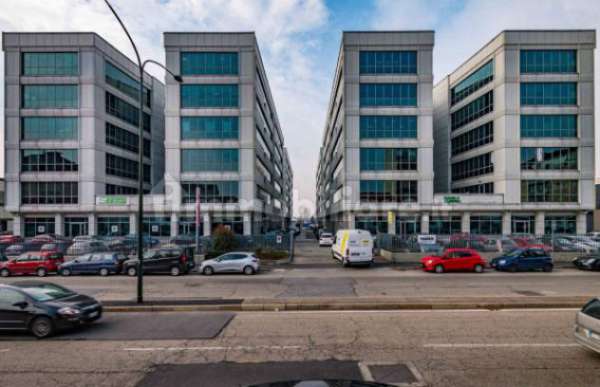 Foto Immobile di 90 m in affitto a Torino