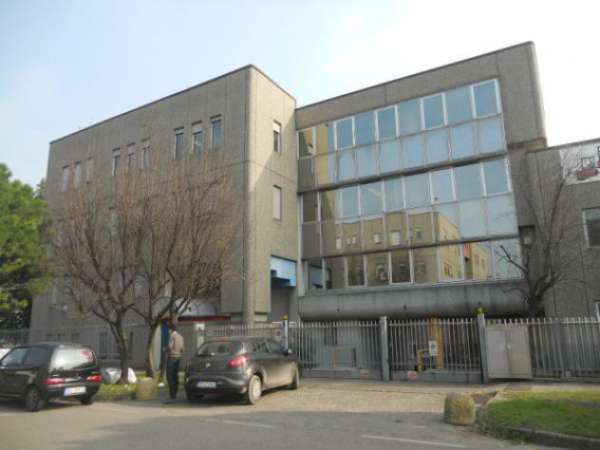 Foto Immobile di 96 m in affitto a Rho