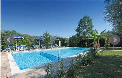 Foto Indipendente - Singola a pietrasanta, Pietrasanta