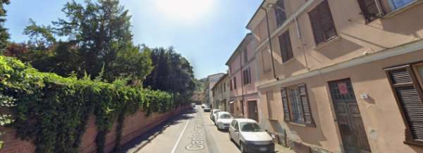 Foto INDIPENDENTE con GIARDINO a Broni - DUE BAGNI