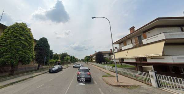 Foto Indipendente con GIARDINO PRIVATO - BRONI