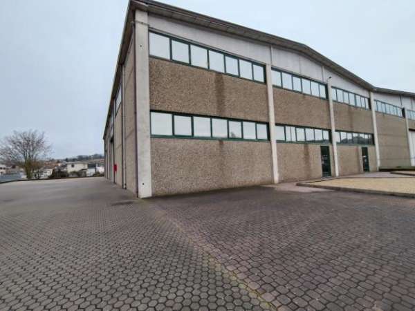 Foto Industriale/Artigianale in affitto a Pianello Val Tidone