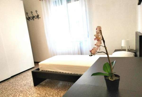 Foto Intero appartamento con DUE camere SINGOLE