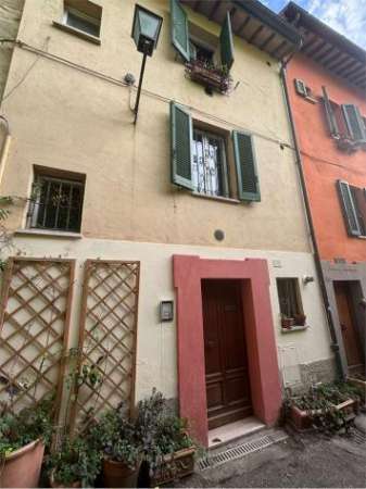 Foto L2837DG - Trilocale a Perugia - Centro storico