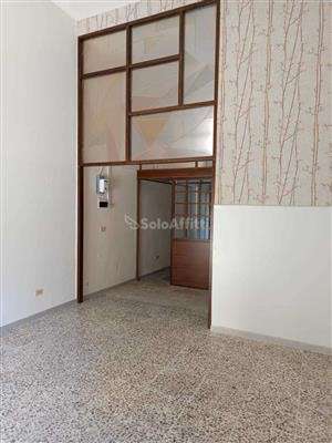 Foto Laboratori Artigianali - Deposito a Latina