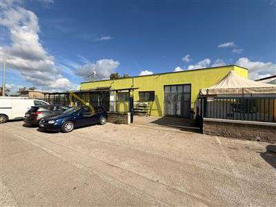 Foto Laboratori Artigianali - Deposito a Montalto di Castro