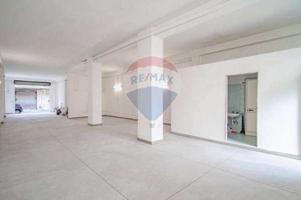 Foto Laboratorio   in affitto a Misterbianco