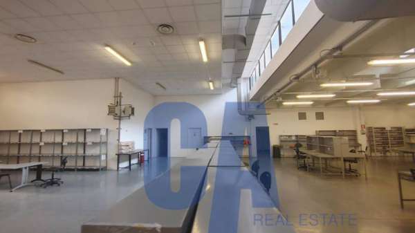 Foto Laboratorio in Affitto a Milano