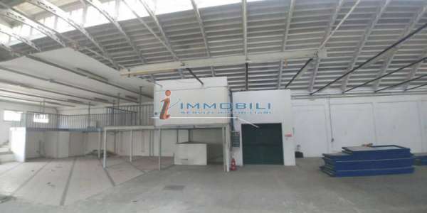Foto Laboratorio in Affitto a Milano Bonola