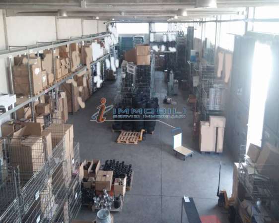 Foto Laboratorio in Affitto a San Giuliano Milanese