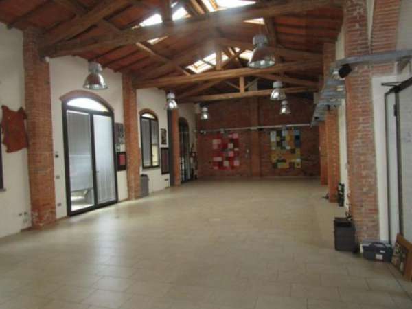 Foto Laboratorio in Piazza Donatori di Sangue