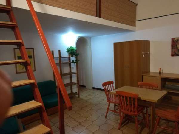 Foto Lecce, Casa arredata per studenti/esse (disponibile da settembre)