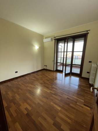 Foto Lecce via Petrarca Zona Ariosto 4 vani