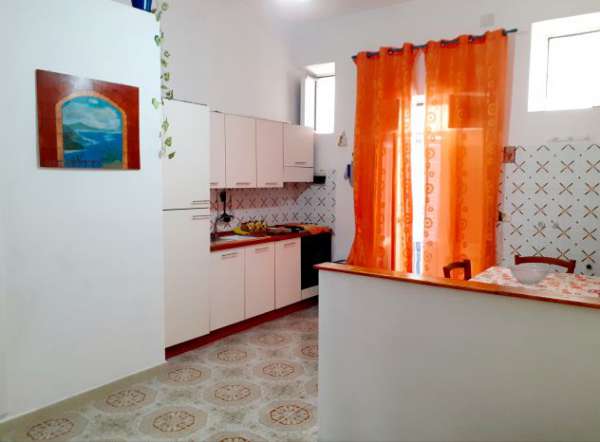 Foto Lipari vicino ospedale e scuola
